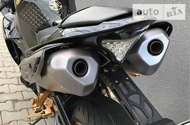 Спортбайк Yamaha R1 2014 в 