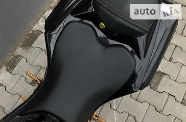Спортбайк Yamaha R1 2014 в 