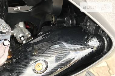 Спортбайк Yamaha R1 2014 в 