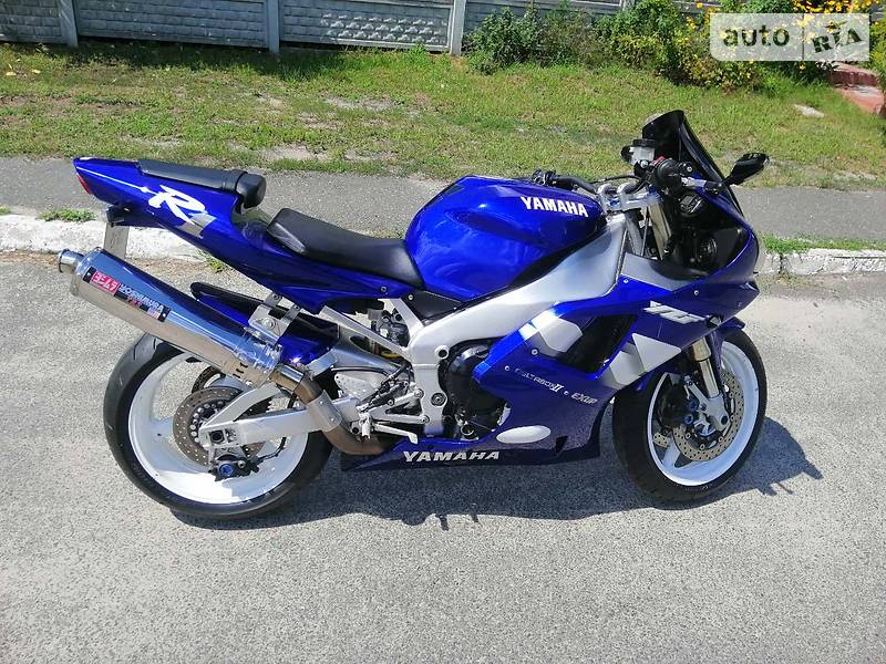 Мотоцикл Спорт-туризм Yamaha R1 2000 в 