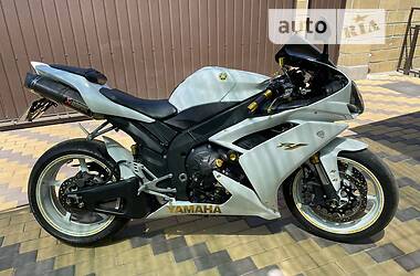 Спортбайк Yamaha R1 2008 в 