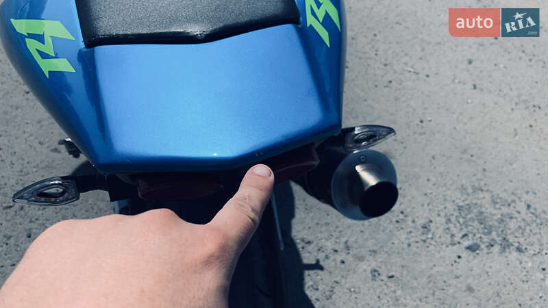 Спортбайк Yamaha R1 2000 в Горишних Плавнях