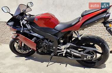 Спортбайк Yamaha R1 2007 в 
