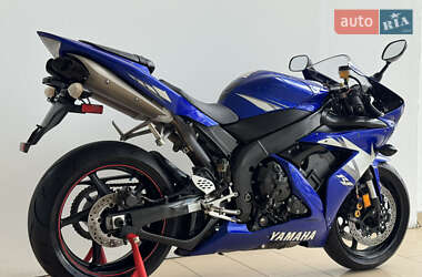 Спортбайк Yamaha R1 2004 в 