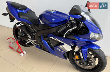 Спортбайк Yamaha R1 2004 в 