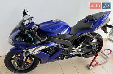 Спортбайк Yamaha R1 2004 в 