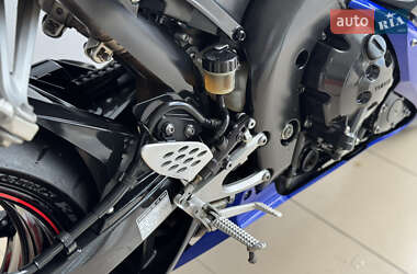 Спортбайк Yamaha R1 2004 в 