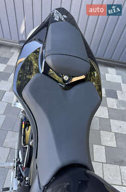 Спортбайк Yamaha R1 2004 в 