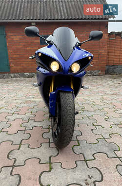 Спортбайк Yamaha R1 2009 в Зіньківі