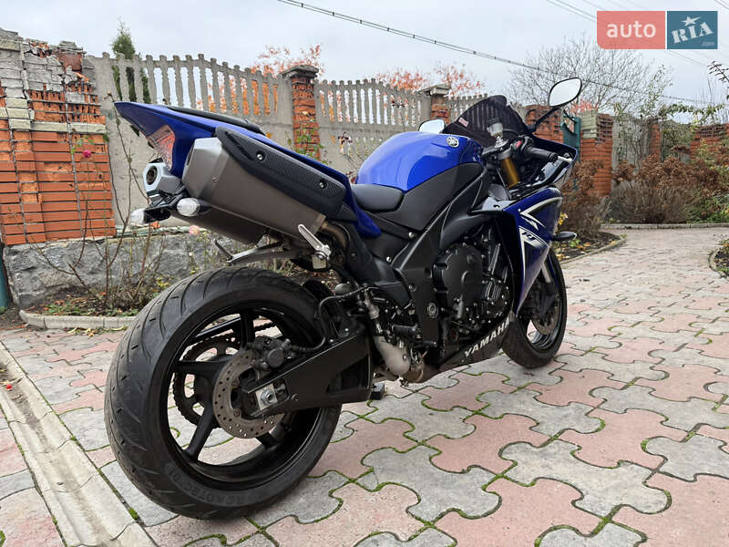 Спортбайк Yamaha R1 2009 в Зіньківі фото 8 Спортбайк Yamaha R1 2009 в Зіньківі