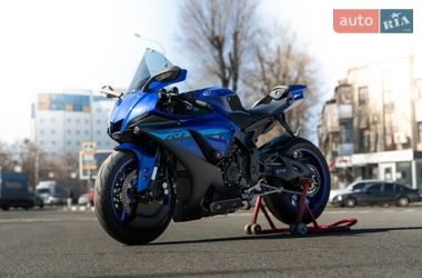 Спортбайк Yamaha R1 2023 в Харкові