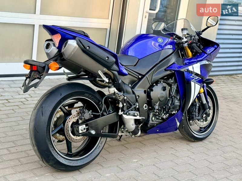 Спортбайк Yamaha R1 2012 в Ровно
