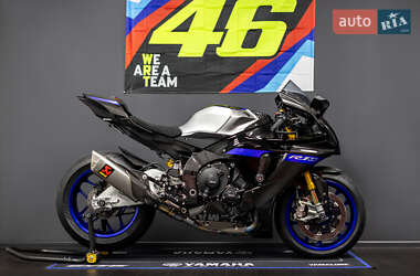Спортбайк Yamaha R1M 2023 в Киеве