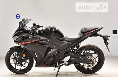 Спортбайк Yamaha R3 2015 в 