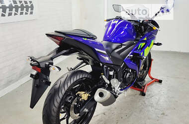 Спортбайк Yamaha R3 2018 в 