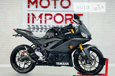 Спортбайк Yamaha R3 2019 в 