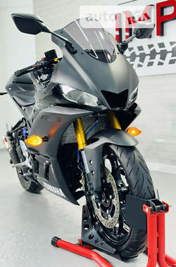 Спортбайк Yamaha R3 2019 в 