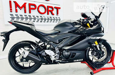 Спортбайк Yamaha R3 2018 в 