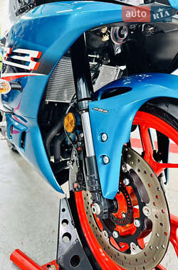 Спортбайк Yamaha R3 2019 в 
