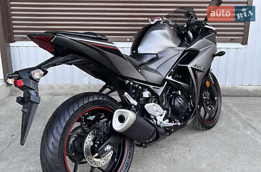 Спортбайк Yamaha R3 2017 в 