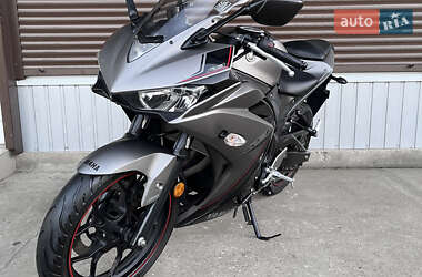Спортбайк Yamaha R3 2017 в 