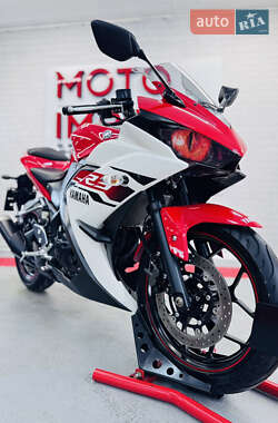 Спортбайк Yamaha R3 2015 в 