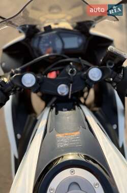 Спортбайк Yamaha R3 2016 в 