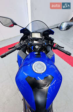Спортбайк Yamaha R3 2019 в 