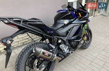 Спортбайк Yamaha R3 2019 в 