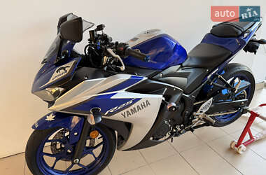 Спортбайк Yamaha R3 2016 в 