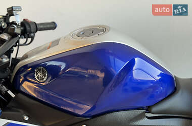 Спортбайк Yamaha R3 2016 в 