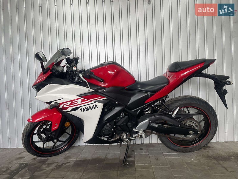 Спортбайк Yamaha R3 2015 в 