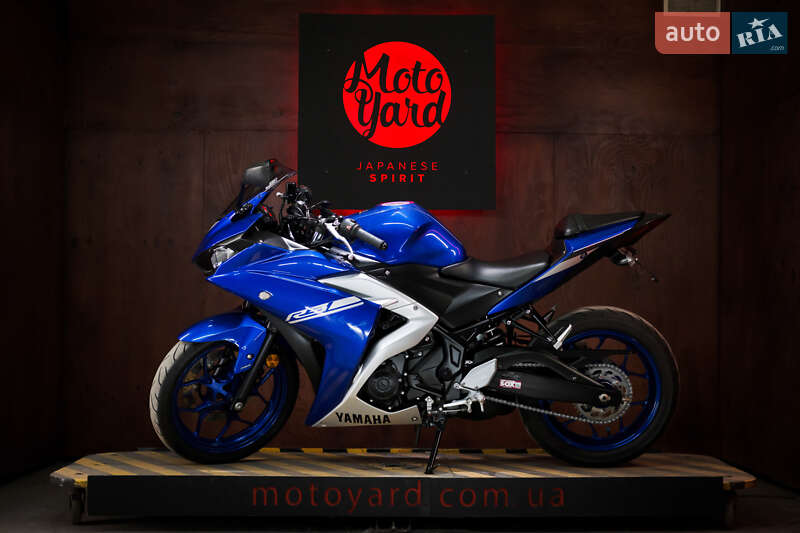 Спортбайк Yamaha R3 2017 в 