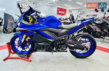 Спортбайк Yamaha R3 2019 в 