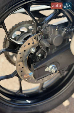 Мотоцикл Без обтекателей (Naked bike) Yamaha R3 2023 в 