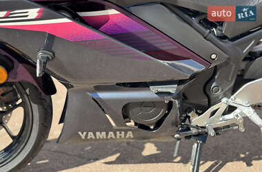 Мотоцикл Без обтекателей (Naked bike) Yamaha R3 2023 в 