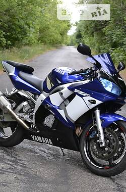 Спортбайк Yamaha R6 2002 в Добропіллі