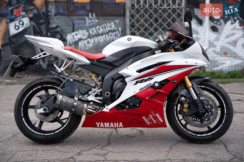 Спортбайк Yamaha R6 2007 в Киеве