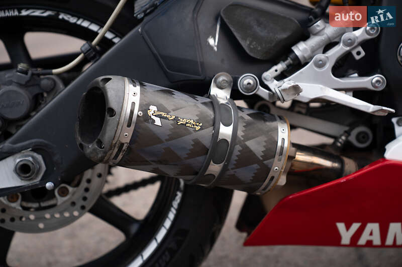 Спортбайк Yamaha R6 2007 в Киеве