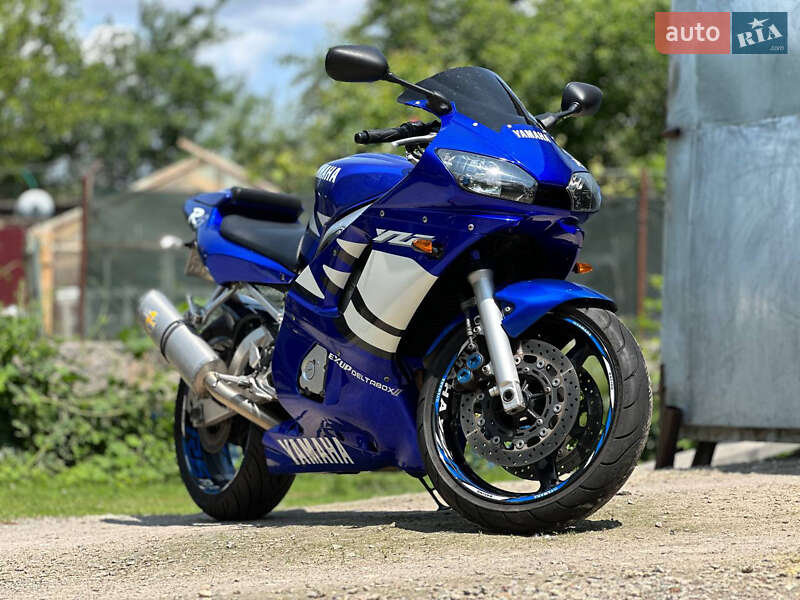 Yamaha R6 2000