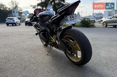 Спортбайк Yamaha R6 2007 в 