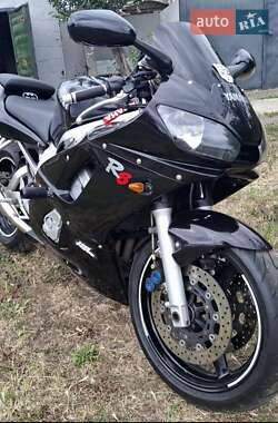 Спортбайк Yamaha R6 2000 в 