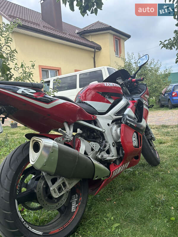 Спортбайк Yamaha R6 2001 в Броварах