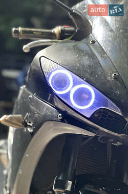 Спортбайк Yamaha R6 2005 в 