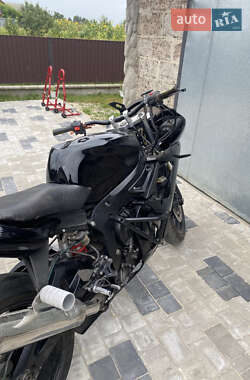 Спортбайк Yamaha R6 2005 в 