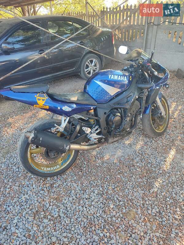 Спортбайк Yamaha R6 2003 в Кривом Роге