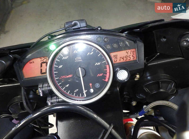 Спортбайк Yamaha R6 2012 в Одессе