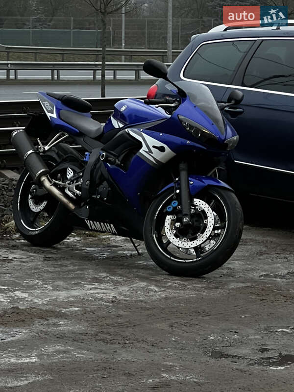 Спортбайк Yamaha R6 2004 в Виннице