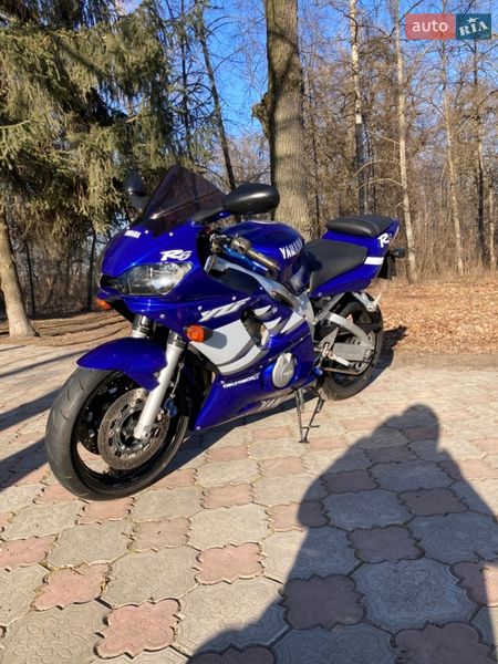 Спортбайк Yamaha R6 2001 в Виннице