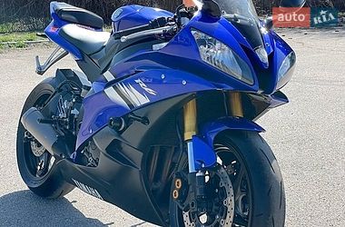 Спортбайк Yamaha R6 2006 в Мироновке